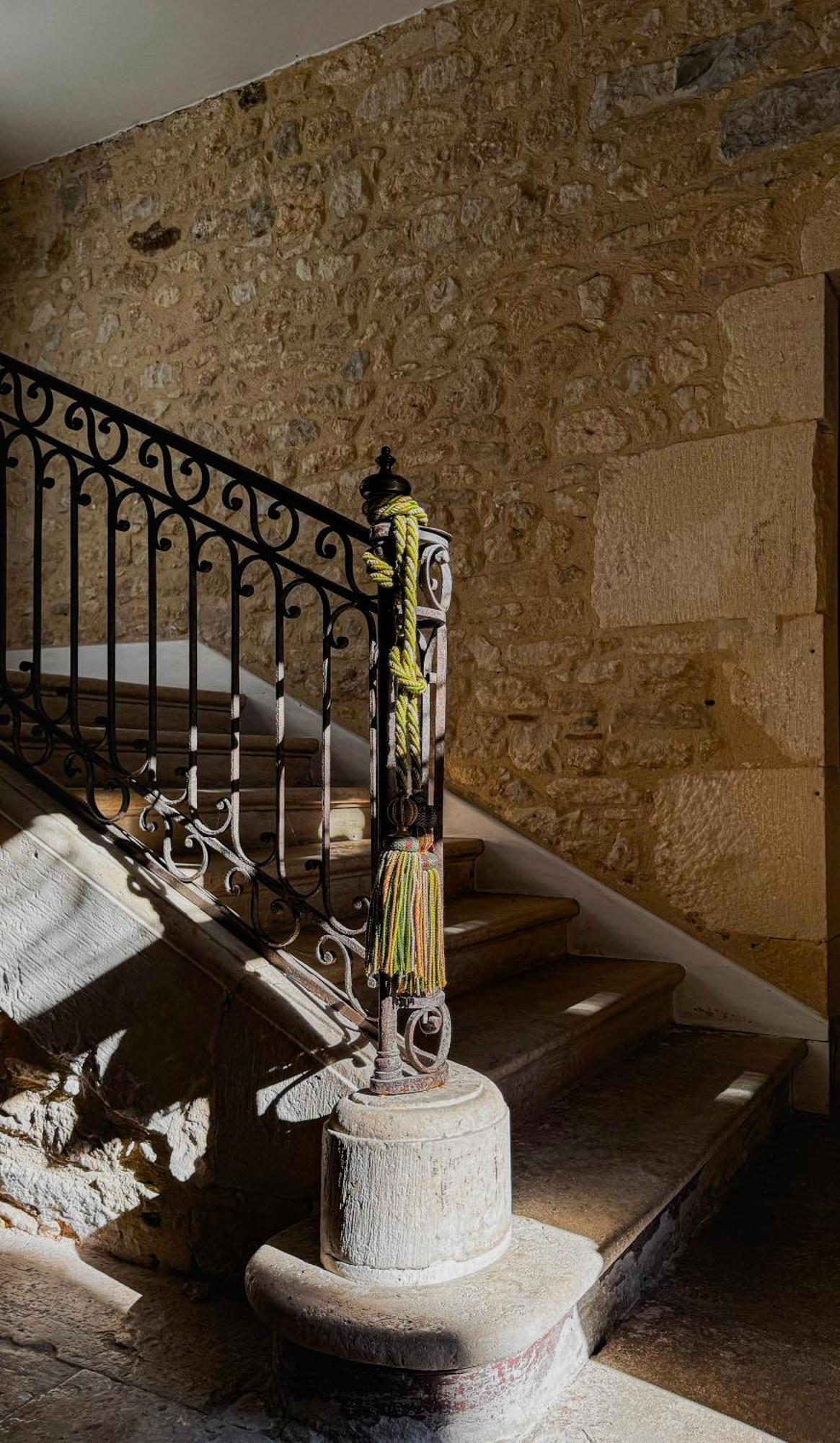 Chateau La Gineste - Castle And Vineyard Duravel Buitenkant foto