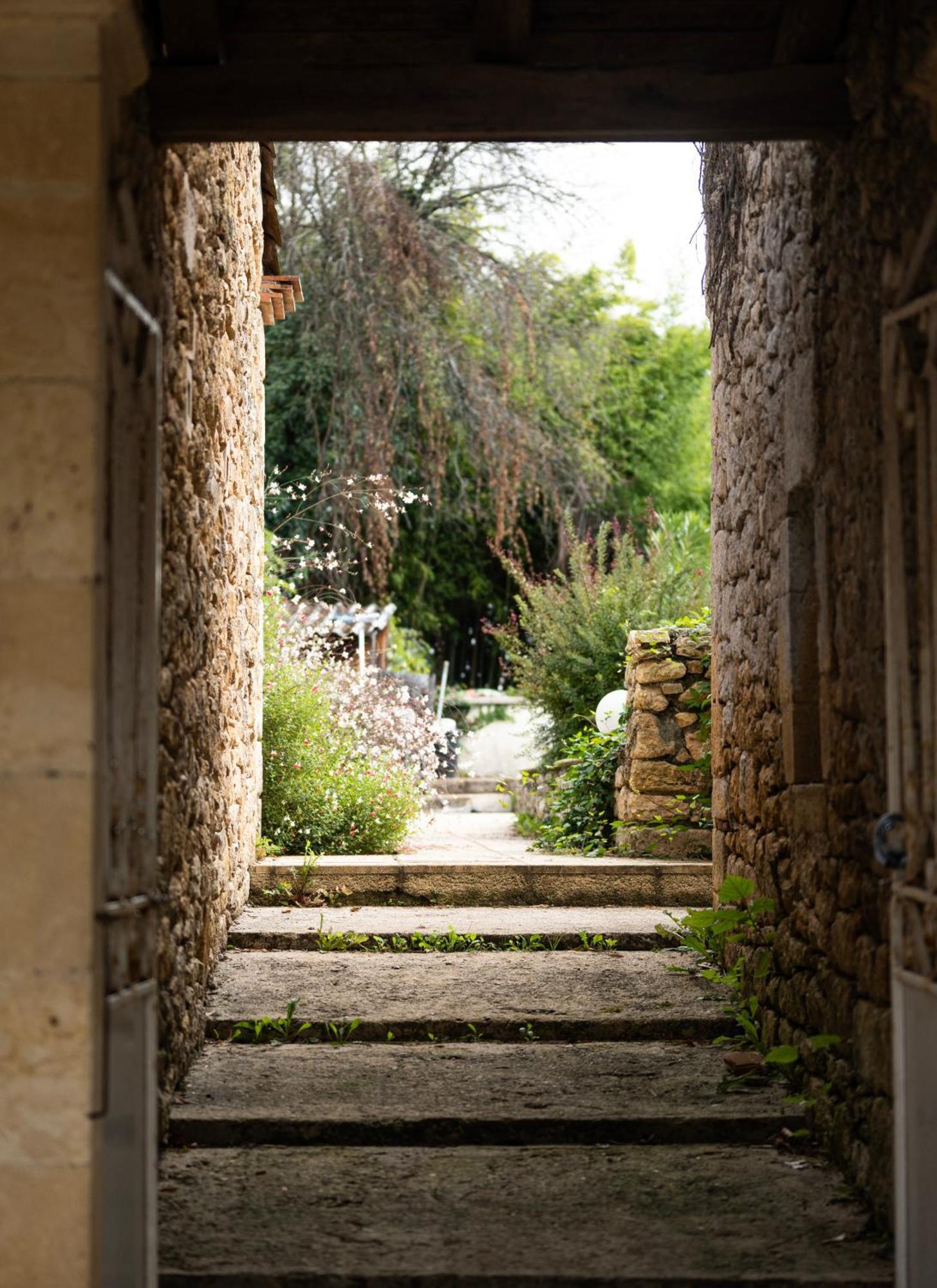 Chateau La Gineste - Castle And Vineyard Duravel Buitenkant foto
